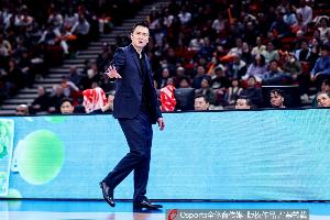 名帅！卢伟执教上海两个赛季 带队拿到3个冠军！